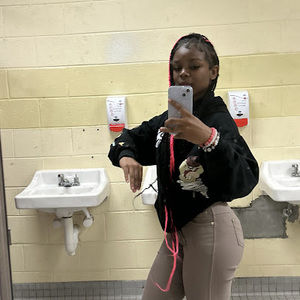 Meet your Posher, Amillia